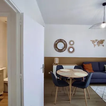 Laennec/ Apprt 1 Ch Chaleureux/ Proche Centre-ville/ Bus Et Tram A Cote/ Saint-martin Apartament